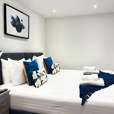 Modern Studio In City Centre 사우샘프턴 외부 사진